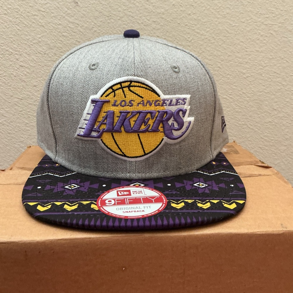 Los Angeles Lakers Gray and Purple Snapback Hat Limited ( NEW )
